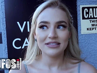 MOFOS - Blake Blossom Finds Shelter From The Cold And Gets Fucked Hard By A Neighbor