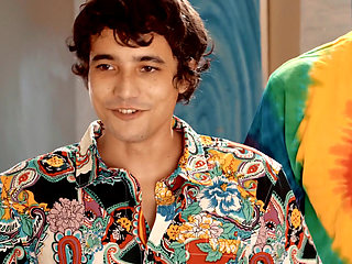 That 70s Ho Cookies and Cream - S1: E7