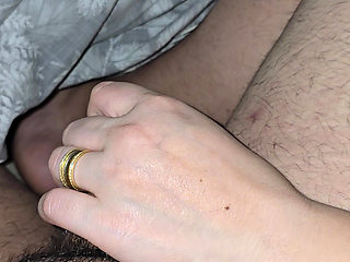 Damn, step son recived a strong and quick handjob from step mom