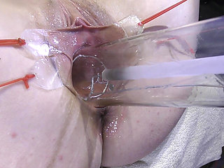 Far Spread Pussy Close up Fucking with Lamp 1000watt