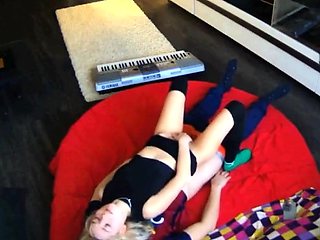 Mature Blonde's Passionate Blowjob and Handjob