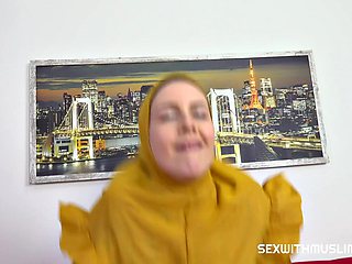 Lynna Nilsson Blonde Arab Milf