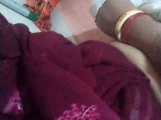 Desi Cow's Hot Bhabhi