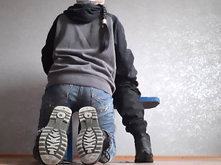 I licked my teacher's ass for passing the exam