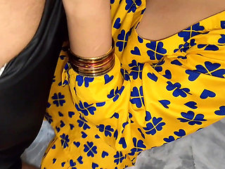 Indian Beautiful Wife Cheated on Husband and Enjoyed Sex with Her Boss in the Hotel Room - First Time