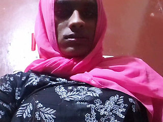 Desi shemale masterbation