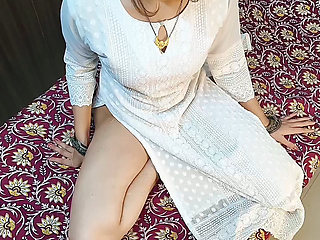 Sex with desi home alone Bhabhi