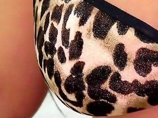 Neighbor Girl Joya's Sex in Her House Hindi Viral Video