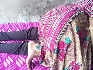 Desi Indian Bhabhi Veermati Fucked Hard in Same Bed - Full Hindi Audio Anal & Missionary Sex