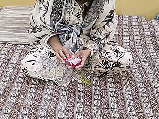 Desi Indian Chachi Batija - Hindi Audio