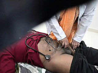 Hot Indian Doctor Examines Patient's Dick in Clinic - Desisridevi