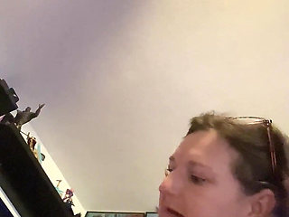 Huge Piss From My Bushy Pussy in My Mate’s Bedroom as the Bathroom Was Occupied!