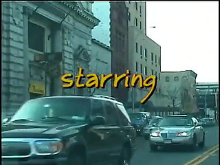 Thug fucks hot ebony chick bareback in Harlem