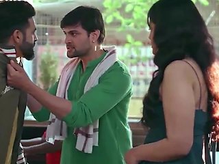 Seema Bhabhi captivates with massive curves in Indian ecstasy