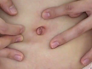 (en) Nonoka Ozaki Invites You to Her Room to Push a Finger Deep Into Her Navel