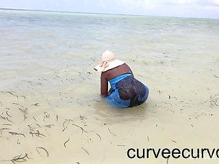 Extreme Flashing at the Beach. Made My Uber Driver Play with My Clit Till I Squirt