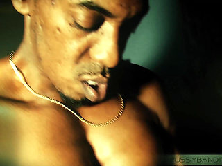 Zombieslut Need Black Cock