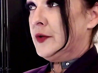 MILF Yawning Conversation