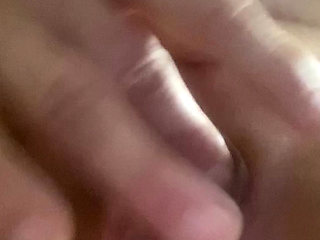 Hot Vivi fucks herself