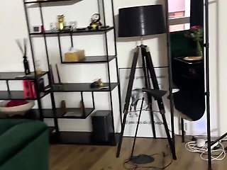 Exclusive Room Tour of My New Studio!