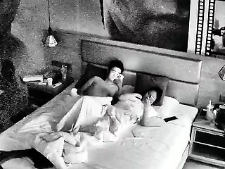 Japanese amateur Asian big boobs mother