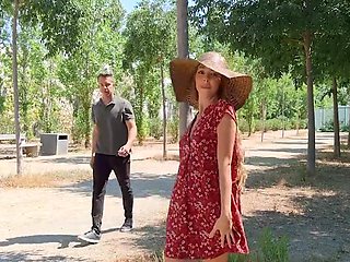 Alberto Blanco and Mary Popiense having sex in a public place