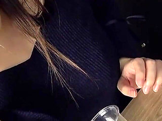 Reia Hoshino, the Queen of Saliva, Plays with Her Naughty Tongue for You