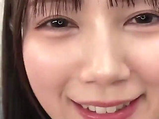Would U Jerk off to Her Beautiful Face, and Cum with Her Chapter 1