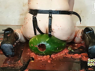 Fruit Orgy - with Lady Vyra and Lady Velvet Steel