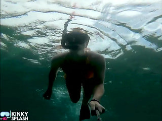 Snorkel Slut: Tight Bikini, Dive Mask & Underwater Fin Tease