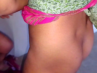 Indian girl ko apne ghar bulakar chudai kiye , village girlfriend tight virgin first time chudai video