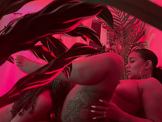 Red Passion Bts with Wetkittycity