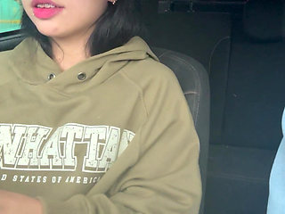 Student Gives Handjob in Car and Makes Him Cum