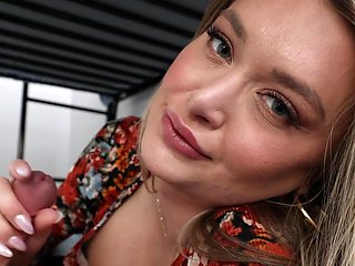 Natalia Starr gets her slutty face creamed after servicing stepson's dick