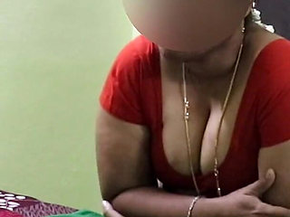 Desi Aunty After Fucking Resting & Eating Snacks & Icecream Spill Sucked on Breast