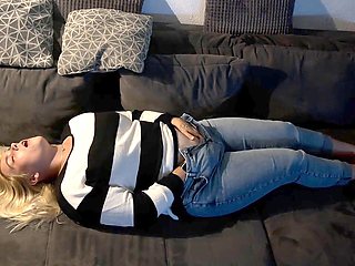 Sexy tattooed girl Bonieclydeerotik enjoys solo pleasure with intense orgasms