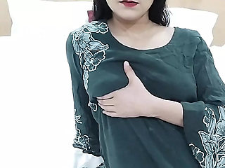 Cute step daughter ko ghar me band kar ke jabar dasti pela