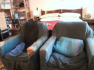 How Cicciolo and Brizzolo Spend the Day After Christmas ( Part 1 )