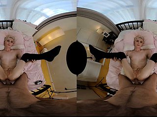 Big ass amateur blonde fucking POV in public