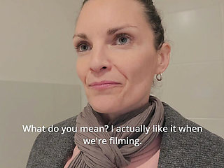 Stranger Fuck: Hot MILF Asks For Doggy Style & Big Ass Creampie in Kitchen