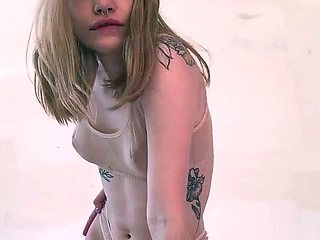 Amateur teen porsha solo action