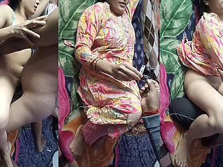 Desi Girl's Romantic Sex Video When Her Parents Were Not at Home.