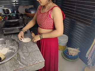 Desi Bhabhi Hot Romantic Fuck With Devar In Kitchen - Pyaripooja22