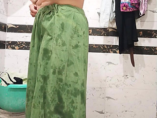 Priya Bhabi Big Pusssy Hair Show