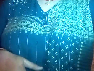 New Bhabhi Having Nude Show with Fingers