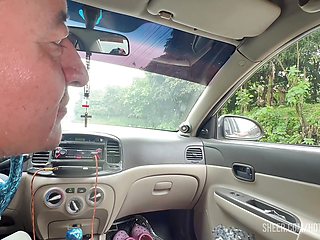 Real - Lucky Taxi Driver Fucks Busty Stepmom He Meets on the Road.