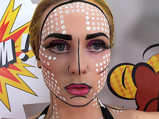 X Virtual 48 Comic Beauty in 180°