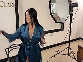 Makeup Artist Fucks His Model