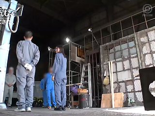 tr2otokodarakeno-remu-188