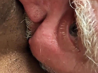 10 Minutes of Face Brings 8 Minutes of Cum